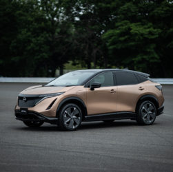 Nissan назвал японскую цену первого электрического внедорожника Ariya