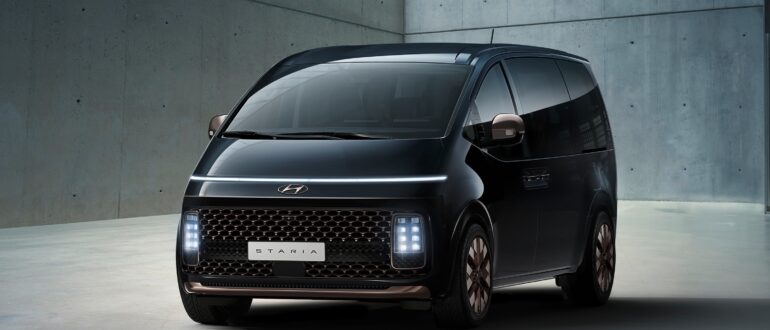 Hyundai презентовал новый минивэн Staria с «космическим дизайном»