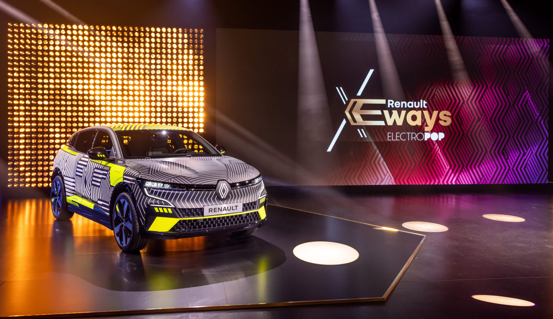 Renault видит переход на электромобили исключительно через гибриды с ДВС