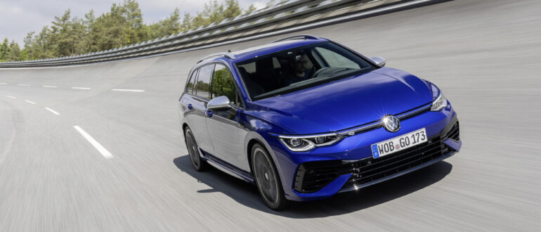 Volkswagen объявил о старте продаж мощного универсала Golf R в Европе