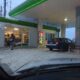 Автоэксперт Мигаль посоветовал сообщать о недоливе топлива руководству АЗС в РФ в 2021 году