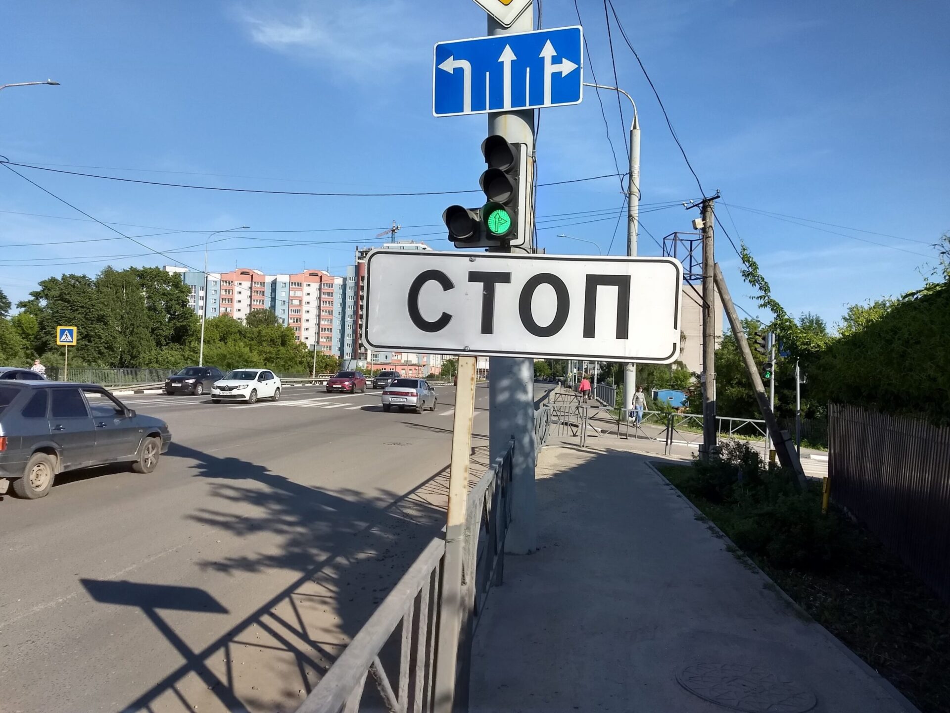 Автоэксперт Моржаретто прогнозирует острый дефицит автомобилей в России до лета в 2022 году