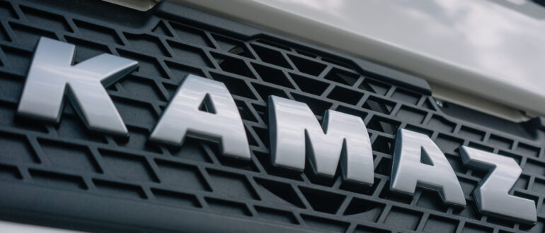 Автозавод КАМАЗ запустил сборочный конвейер впервые после новогодних праздников
