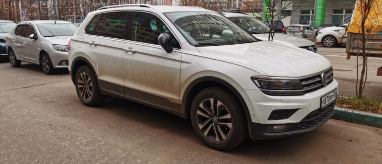 Цены на новые автомобили на рынке России не снизятся в 2022 году из-за дефицита чипов