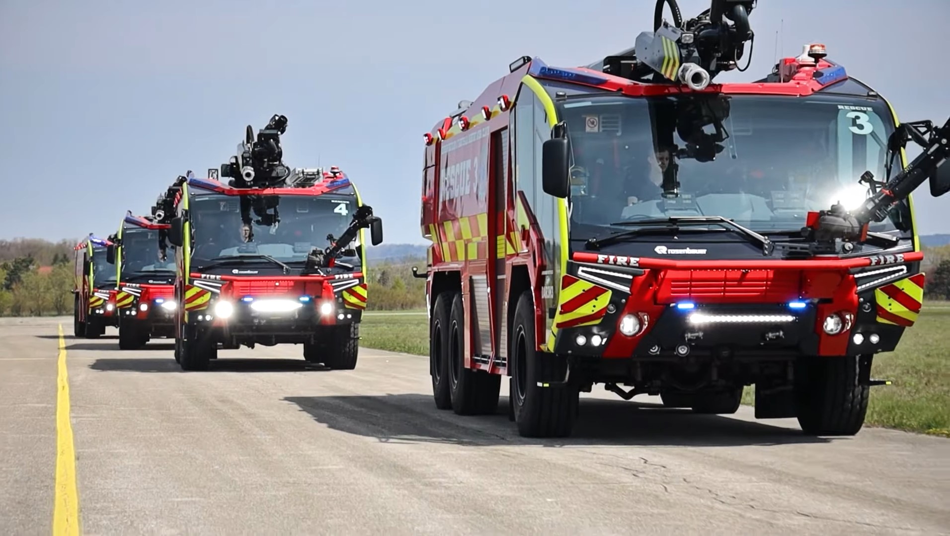 Рынок РФ покидает уникальный производитель пожарных машин Rosenbauer из-за санкций ЕС
