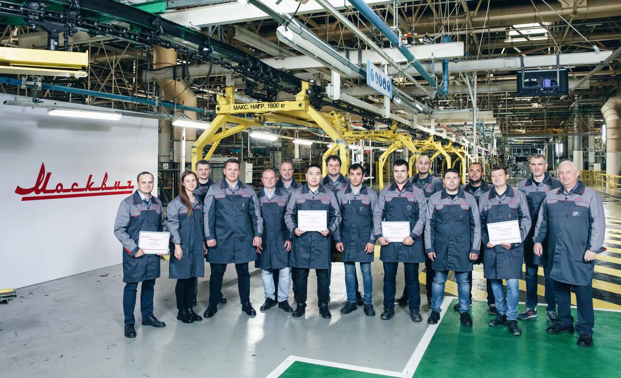 Глава «Москвича» Пронин заявил о готовности первых сотрудников автозавода к производству