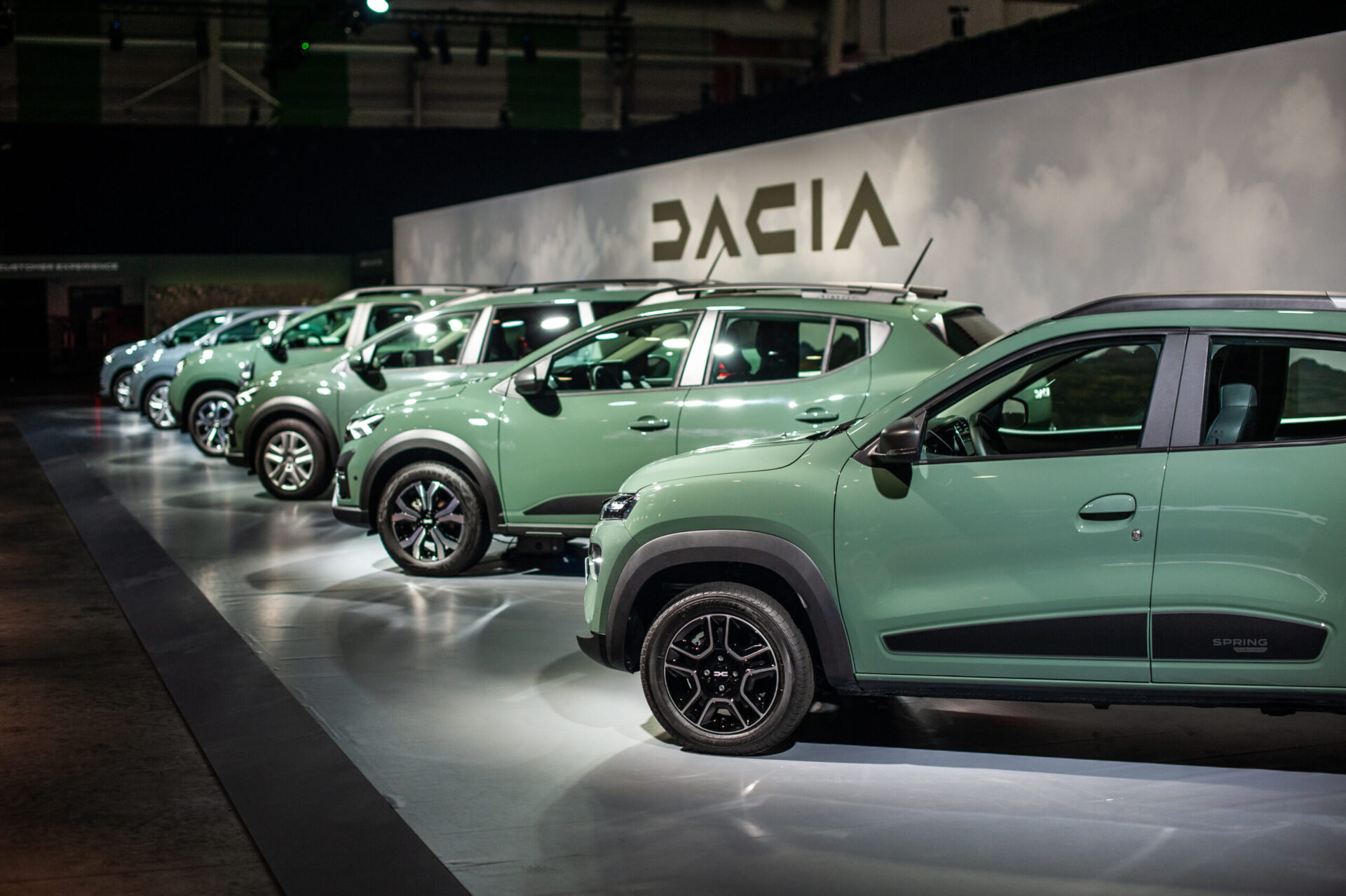 Внедорожник Dacia Duster получит топовую комплектацию Mat Edition в 2022 году