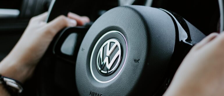 Handelsblatt: Volkswagen начал препятствовать параллельному импорту своих автомашин в РФ