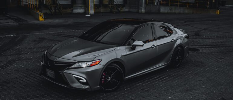 Китайскую Toyota Camry в Москве начали продавать дешевле российской автомашины