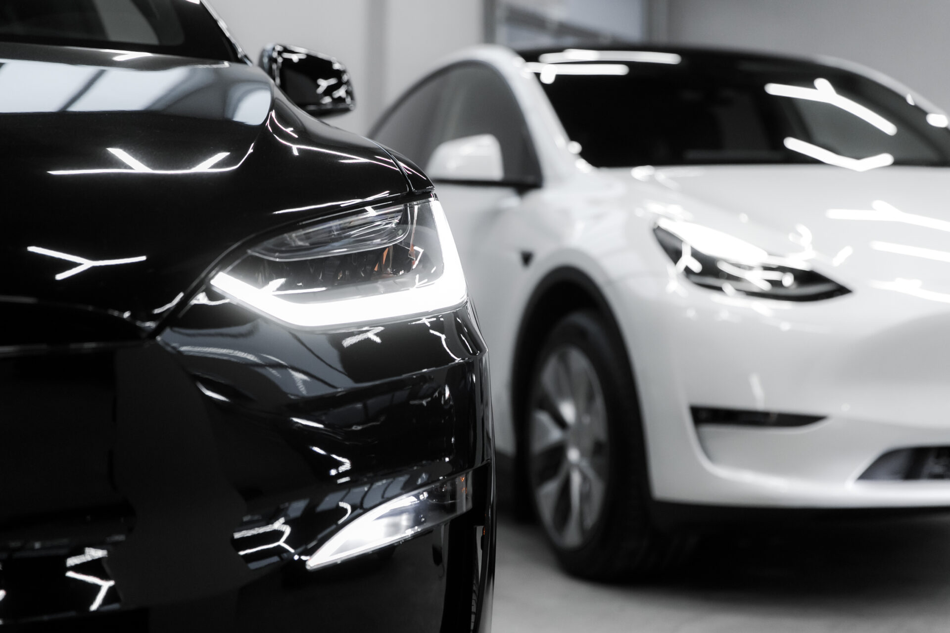 В 2022 году Tesla поставила покупателям более миллиона электромобилей