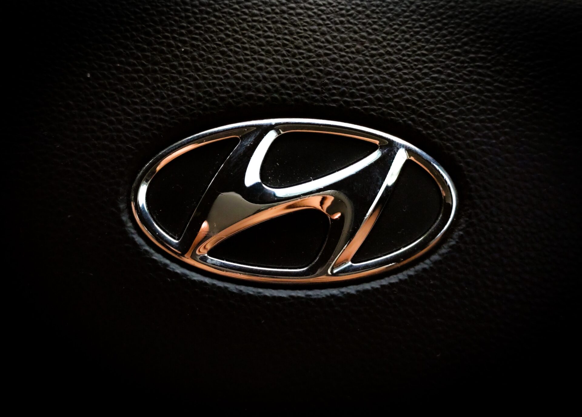 Автокомпания Hyundai Motor пока не приняла решения о будущем своего завода в России