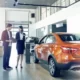 Россиян ожидает скачек цен на автомобили на 20% из-за ослабления курса рубля