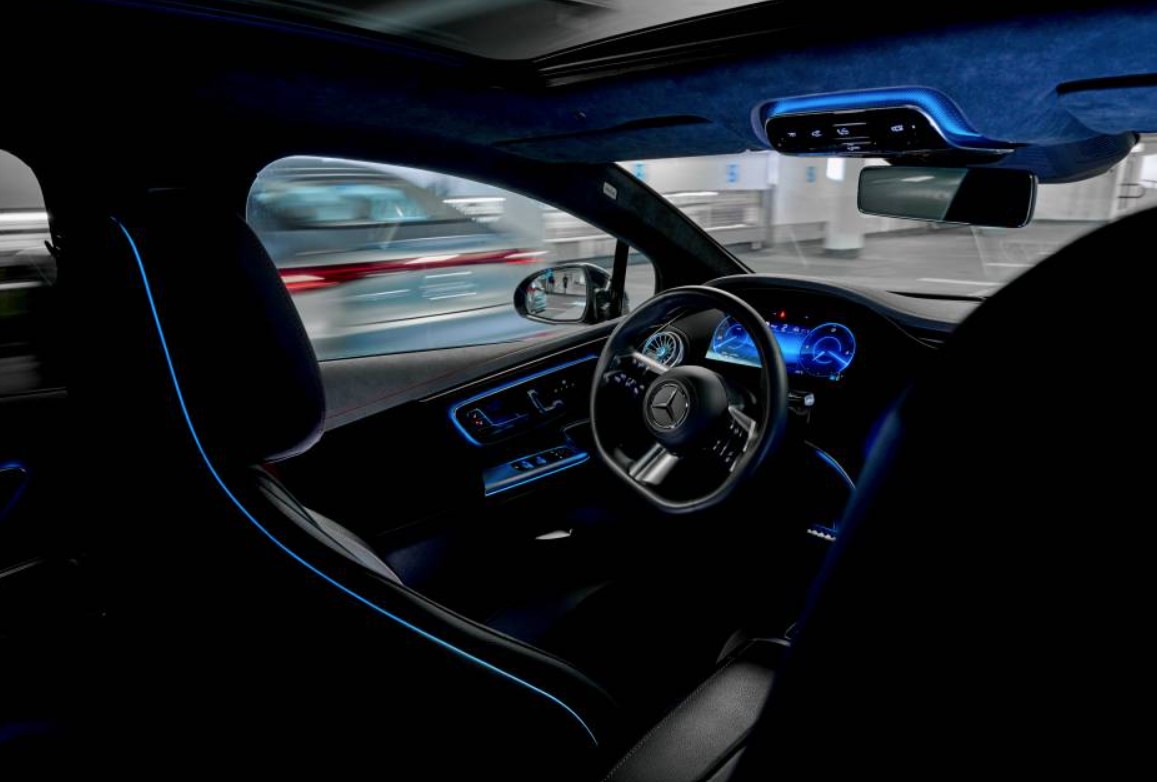 Мантуров: авто на бывшем заводе Mercedes-Benz могут выпускать уже в 2024 году