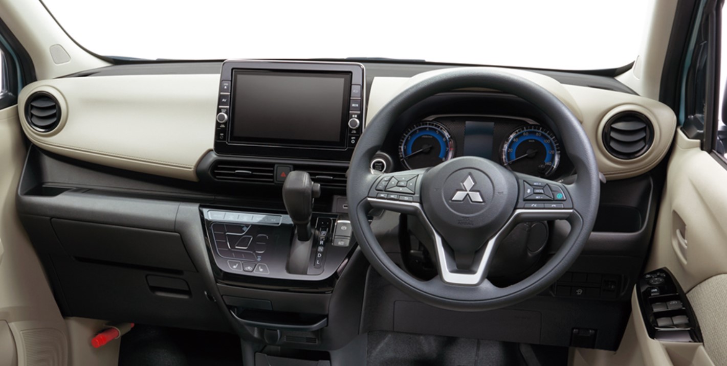 На рынок РФ может выйти японский недорогой хэтчбек Mitsubishi eK Wagon