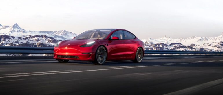 NHTSA: автопилот машин Tesla не защищен от неправильного использования