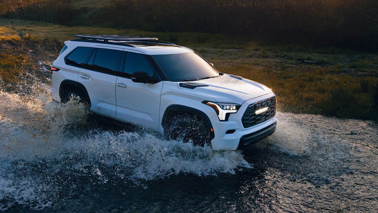 У дилеров в России появился внедорожник Toyota Sequoia за 14,5 млн рублей