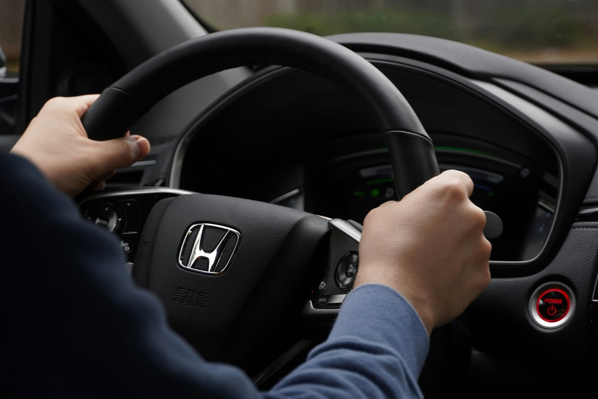 На авторынке России запустили продажи Honda CR-V нового поколения за 3,5 млн рублей