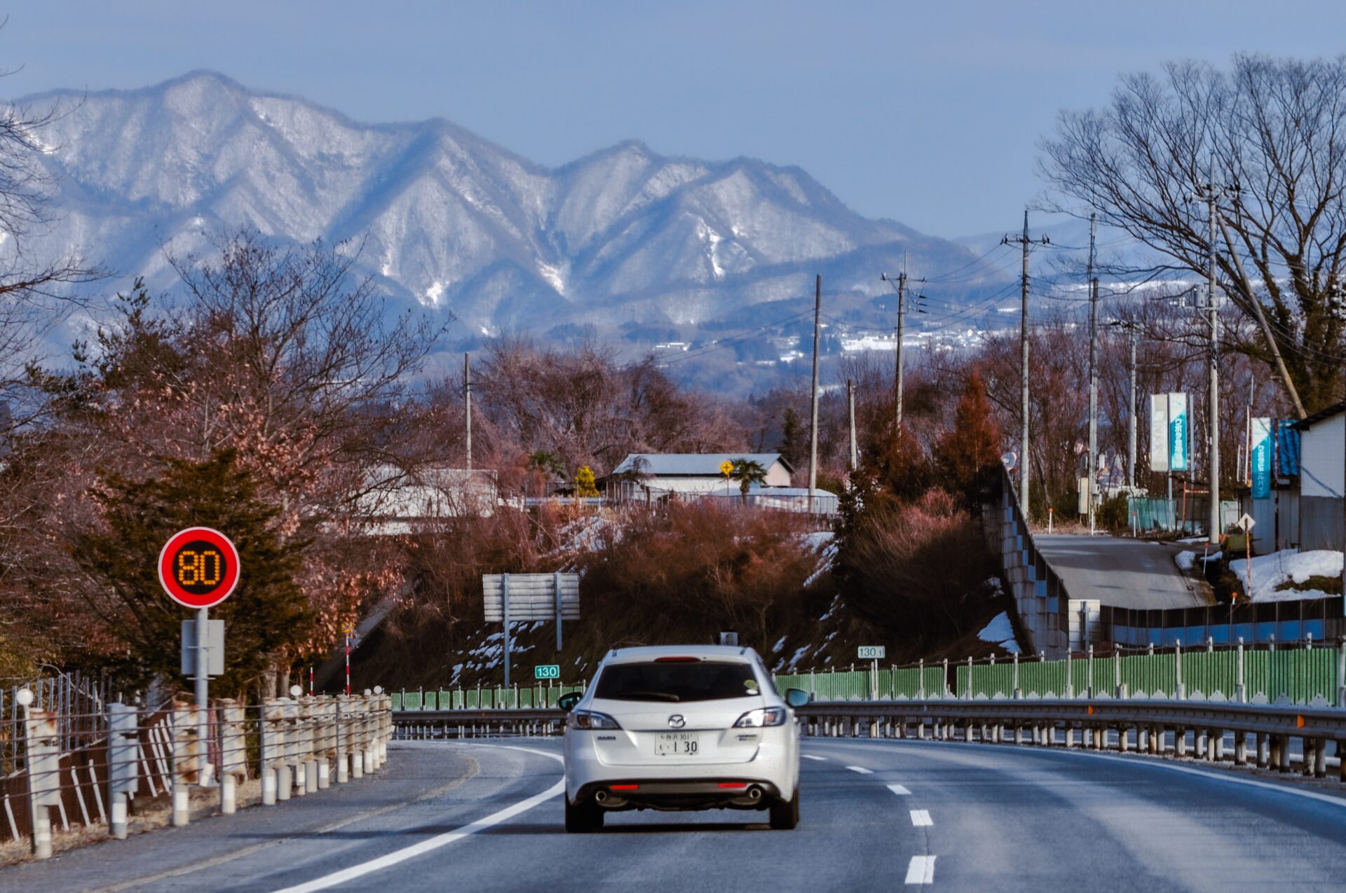 Санкции не повлияли на спрос: сахалинцы стали чаще ввозить авто из Японии