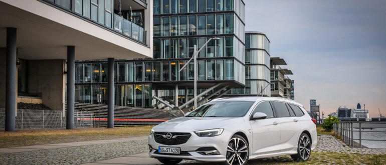 Портал «За рулем» решил выявить плюсы и минусы Opel Insignia первого поколения