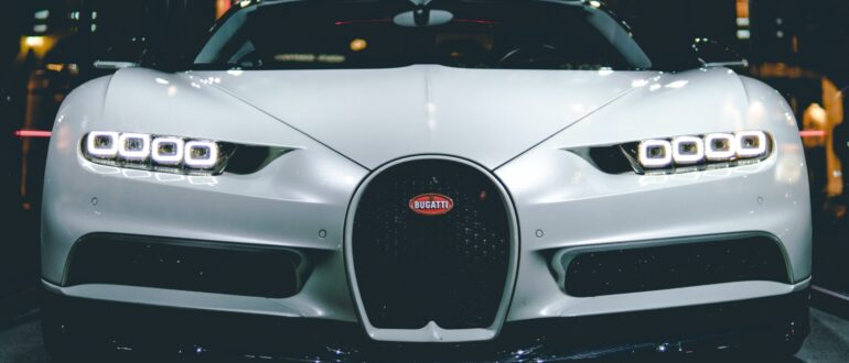 В РФ запустили продажи эксклюзивного гиперкара Bugatti Divo за 1,12 млрд рублей