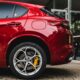 Названы самые популярные цвета авто в России
