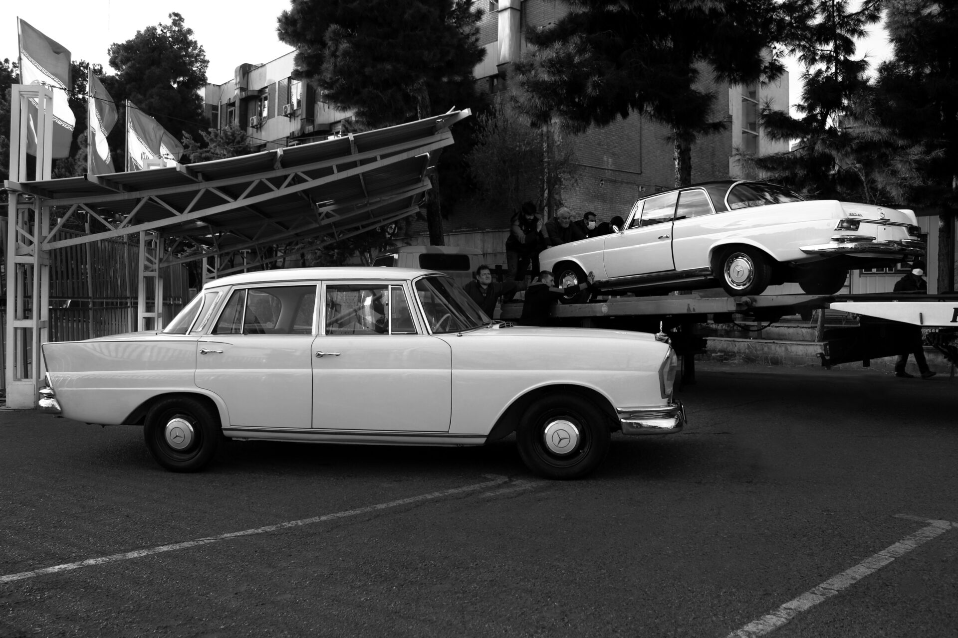 В Екатеринбурге продают Mercedes-Benz 1969 года от 33 млн рублей