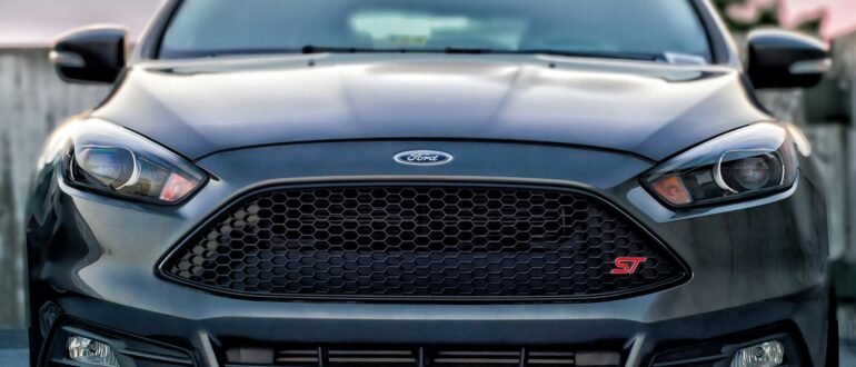 Эксперт Зиновьев провел анализ и рекомендует Ford Focus 3 брать только с механикой