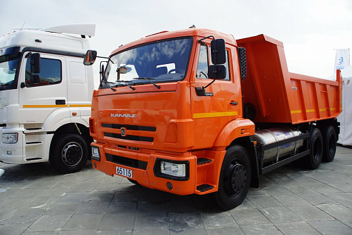 «КамАЗ» выпустит в 2024 году три новых грузовика с кабиной К6