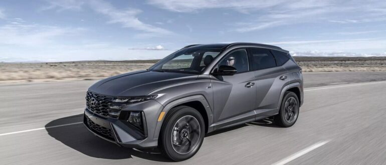 Hyundai Tucson 2025 года обновили снаружи и внутри, и стал намного мощнее