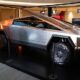 Tesla отозвала почти 3,9 тыс. автомобилей Cybertruck на ремонт акселератора