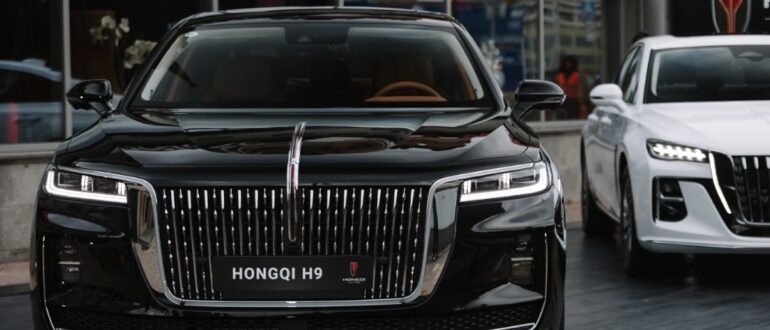 Минобороны России меняют Toyota Camry на китайский седан Hongqi H9