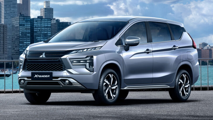 В России появился компактвэн Mitsubishi Xpander стоимостью 2,55 млн рублей