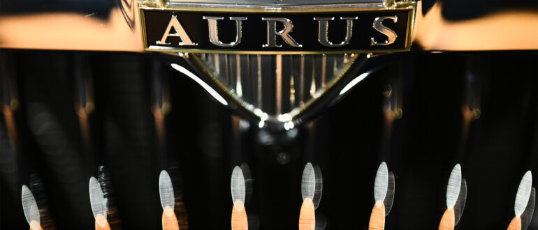 Компания «Соллерс» решила продать свою долю в Aurus