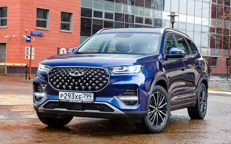 Эксперт «ЗР» выяснили, можно ли купить трехлетний Chery Tiggo 8 от 2 млн рублей