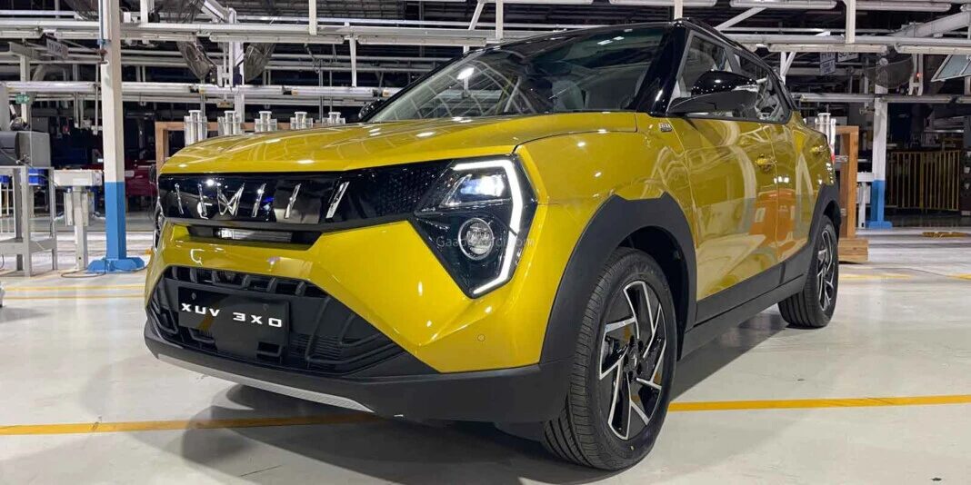 В Индии дебютировал новый кроссовер Mahindra XUV 3XO