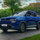 В РФ начались продажи нового кроссвэна Kia Carens: новинка дешевле Cerato