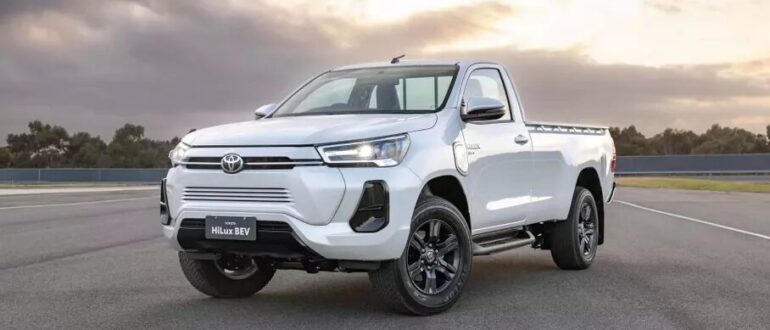 Toyota планирует запустить производство пикапов Hilux в Таиланде