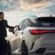 В России начались продажи абсолютно нового кроссовера Lexus RX 2024 года выпуска