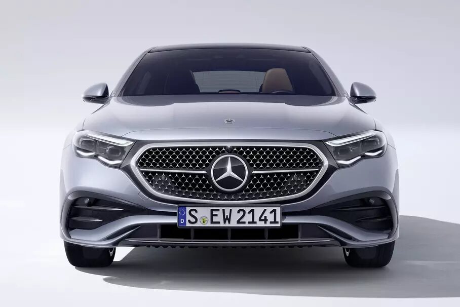 Mercedes представил новый E-Class с мотором менее 1,5 л