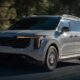 В России начались продажи абсолютно нового Kia Carnival за 6,3 млн рублей