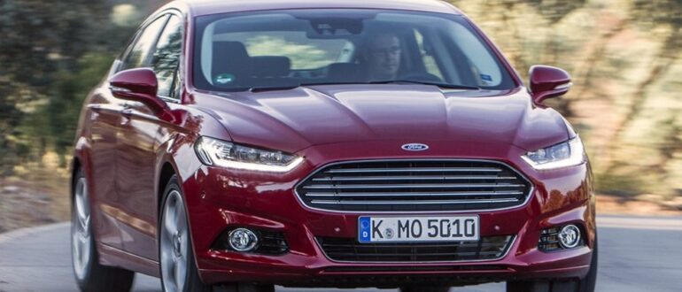 Эксперт Виноградов рассказал, как выбрать Ford Mondeo с пробегом