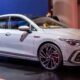 В РФ начались продажи абсолютно нового хэтчбека Volkswagen Golf: цена от 3,8 млн рублей